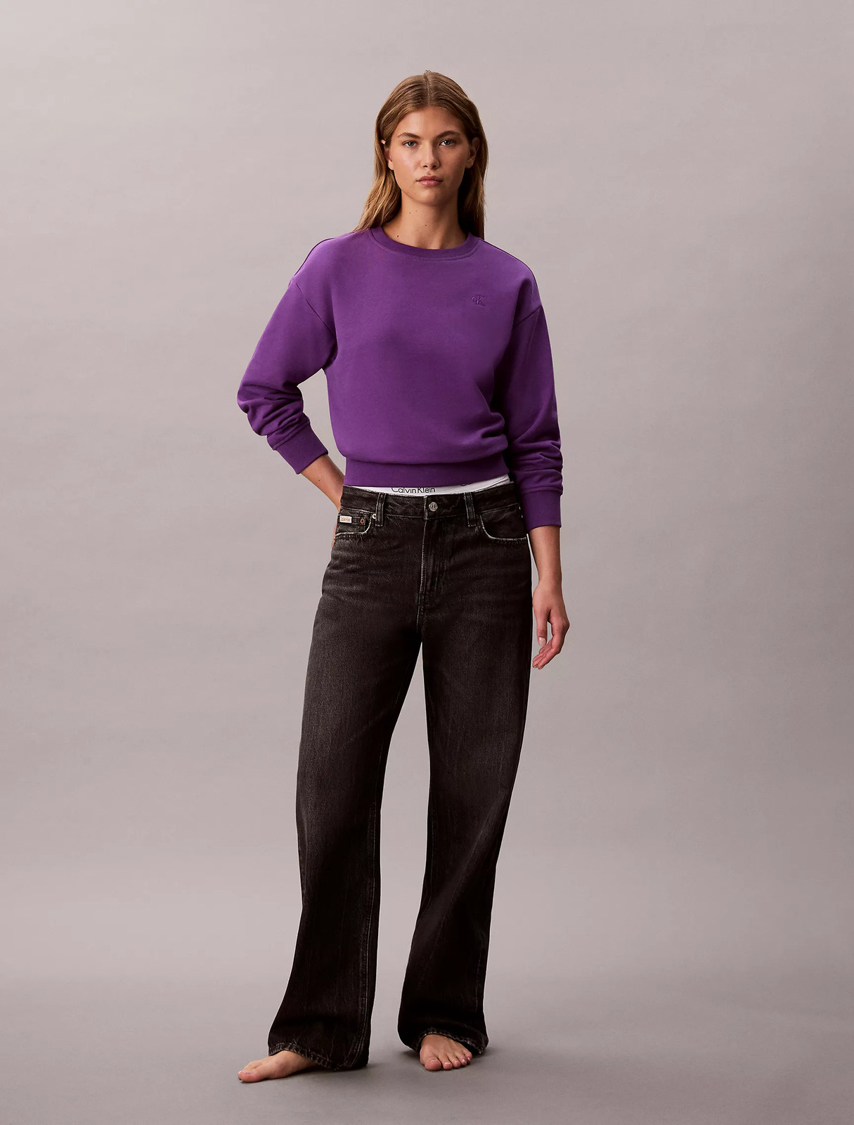 Calvin Klein Women’s Archive Logo Fleece Relaxed Sweatshirt Smokey Shadow 47B236 thumbnail 5