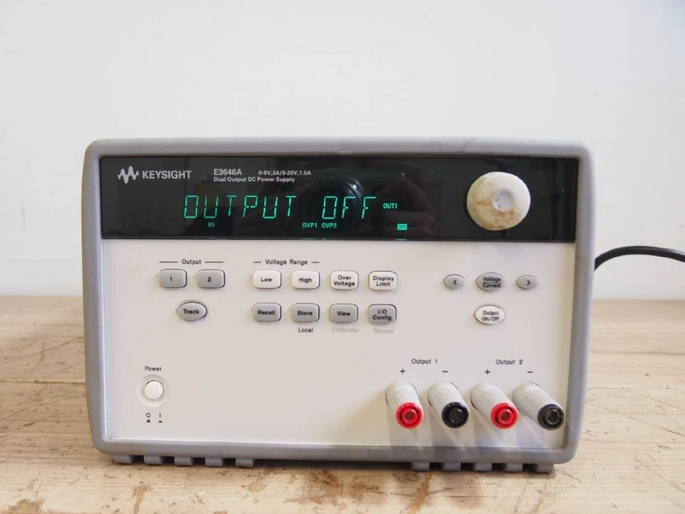 KEYSIGHT E3646A 100V Programmable Dual-Output DC Power Supply Used Japan - Image 2 of 4