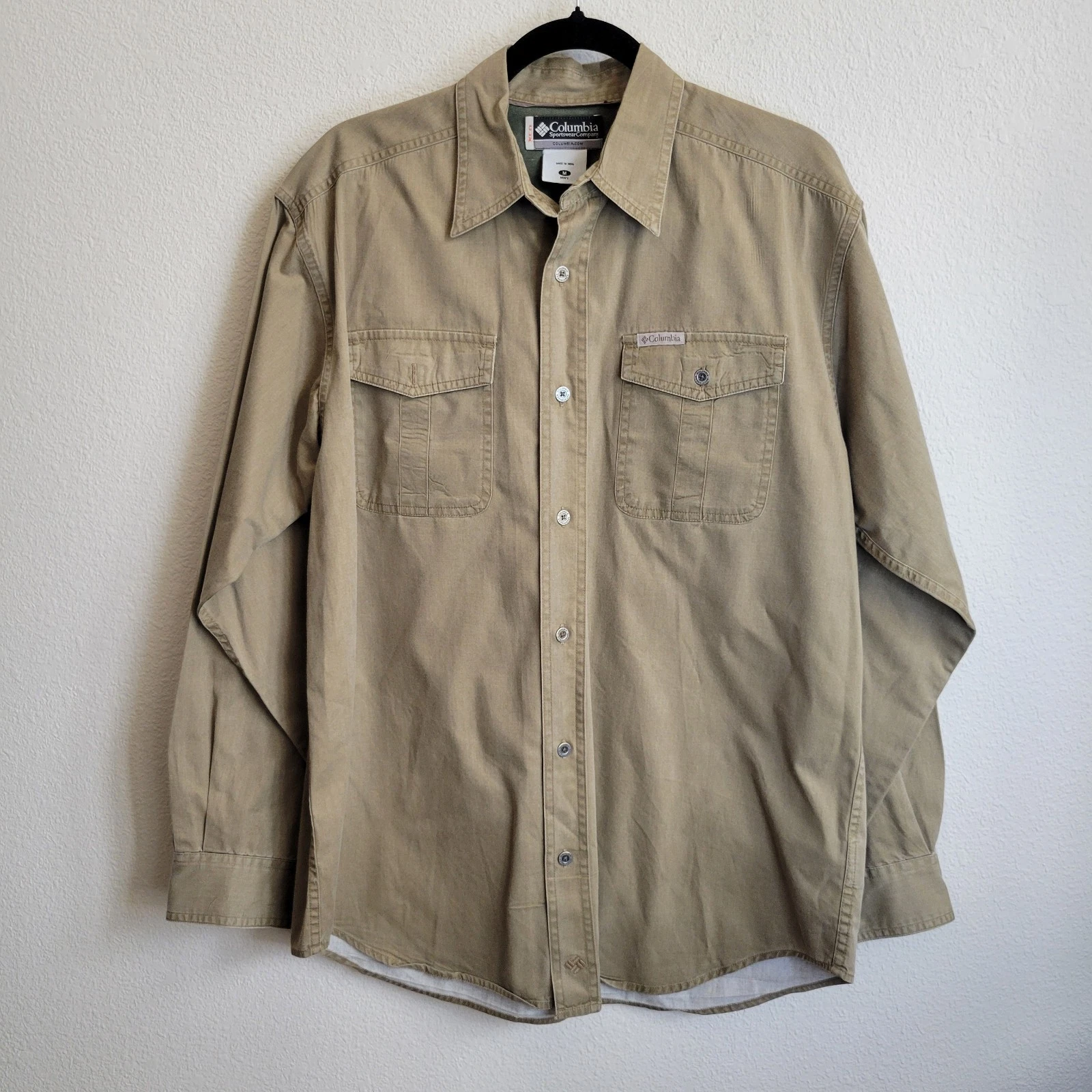 Columbia Sportswear Tan Long Sleeve Button Up Outdoor Shirt Mens Size Medium