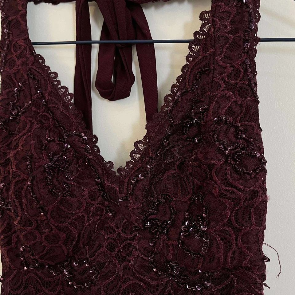 Top Le Château Halter Y2K Bordado Encaje Cuentas Borgoña Gótico Sensual Talla XS Foto 3 de 4