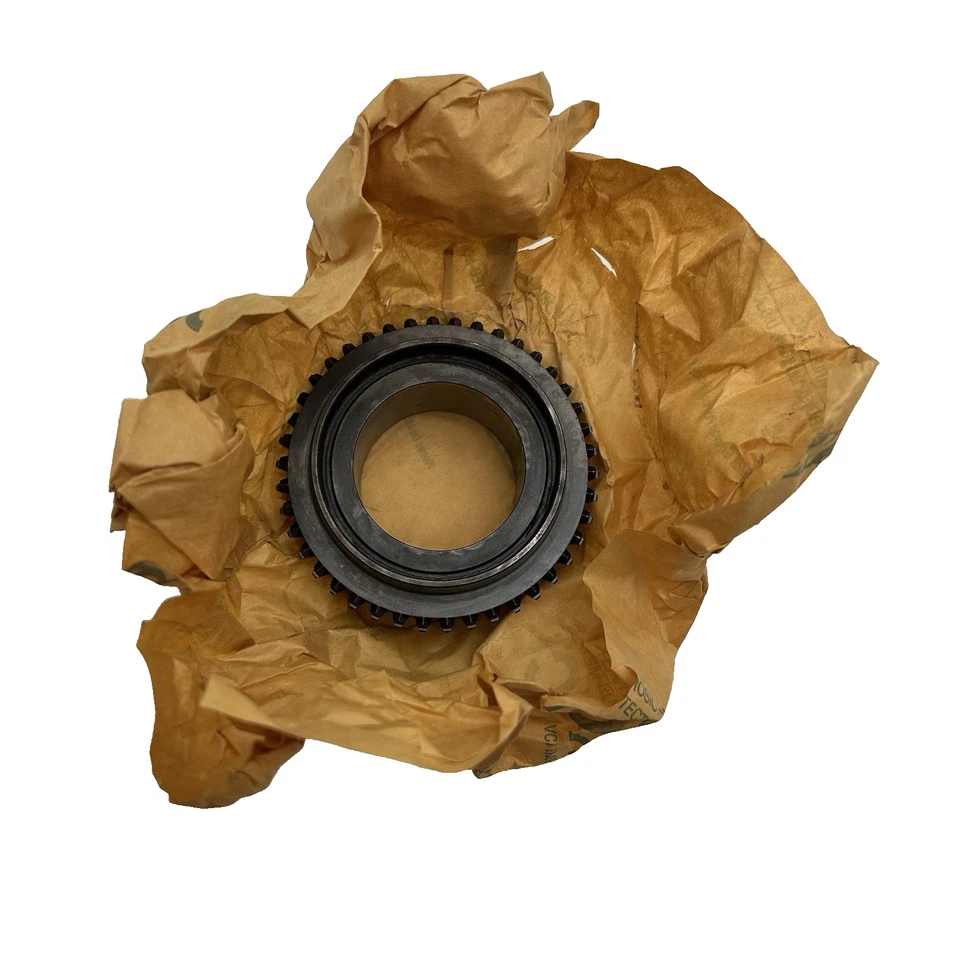 NEW 1980 - 1989 Ford F150 F250 F350 Bronco E-Series OEM 3rd Gear Mainshaft NOS - Image 3 of 4