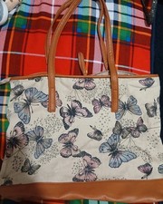 Butterfly Print Zip-Up Tote Bag