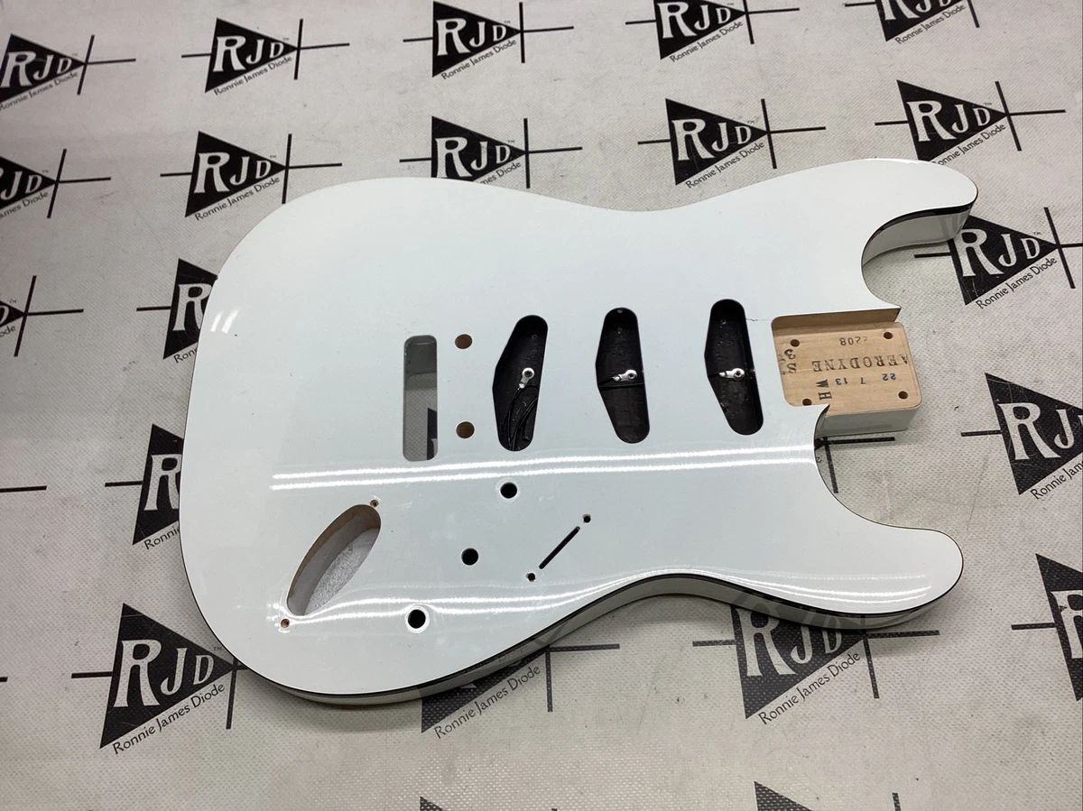 Fender Japan Aerodyne Stratocaster Electric Guitar Body White 