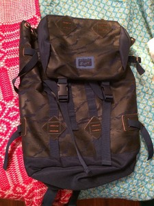 mochila onitsuka tiger