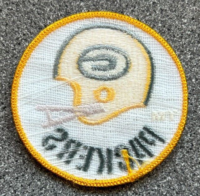 1984 ERA GREEN BAY PACKERS NFL FOOTBALL 3" ROUND HELMET 2 BAR TEAM LOGO