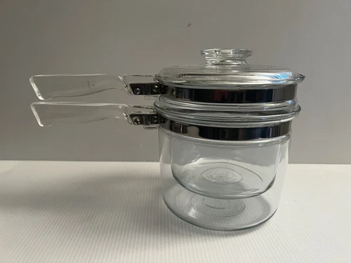 Vintage Pyrex Flameware 1 1/2 qt Double Boiler 6283 Custard Chocolate Pot Minty!