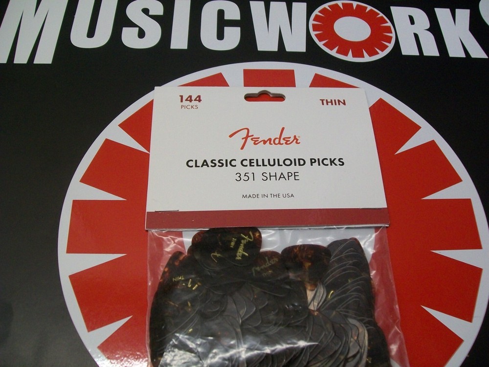 Fender 351 Classic Shell Thin Celluloid Guitar Picks 144-Pack