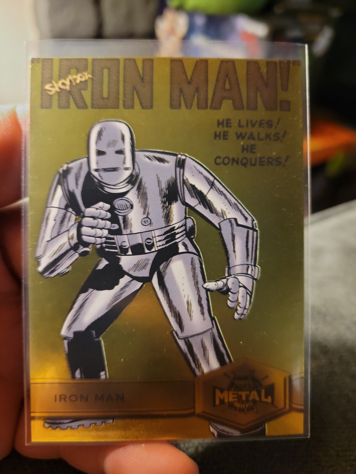 Iron Man 2022 Marvel Metal Universe Spider-Man FX Light Gold Parallel #136