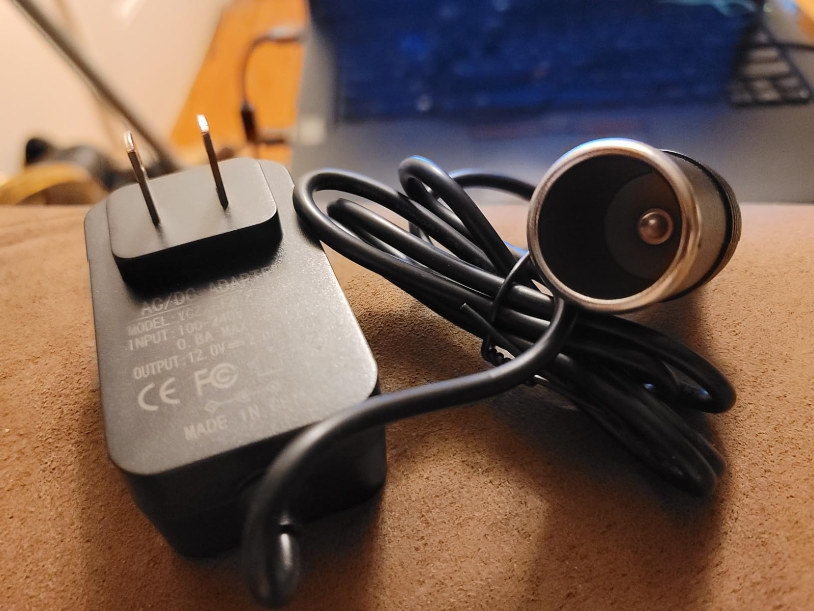 Socket, 120v To 12v Supply Adapter