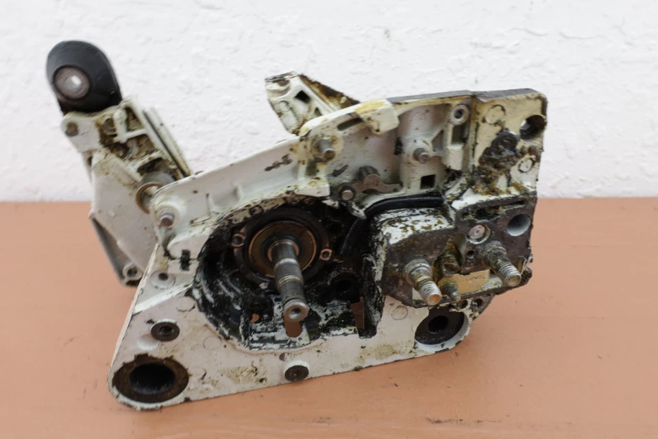 Motosierra Stihl 026 OEM cárter 11210210760 Foto 3 de 4