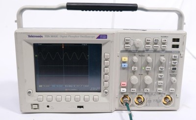 Tektronix TDS3032C 300 MHz 2CH DPO Oscilloscope with TRG / FFT