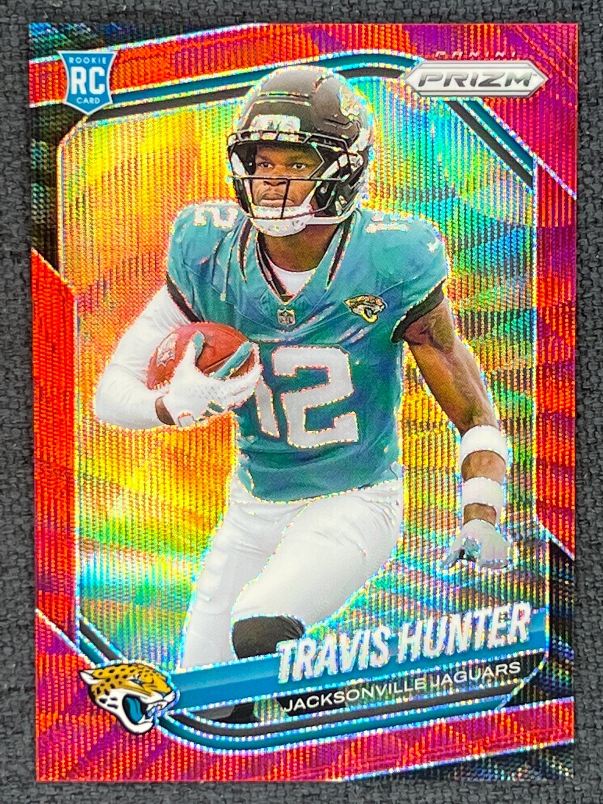 2025 Panini Prizm Red Wave #301 Travis Hunter RC Rookie 088/149 Jaguars