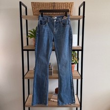 NWT Abercrombie  Fitch The Bootcut Mid Rise Curve Love Jeans, 26
