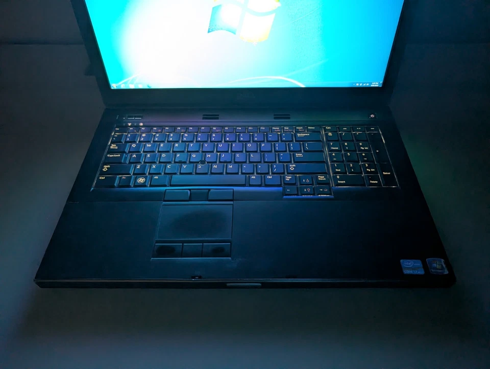 Dell Precision M6600 — i7-2640M • 16GB RAM • 256GB SSD • NVIDIA 3000M • Backlit - Image 4 of 4