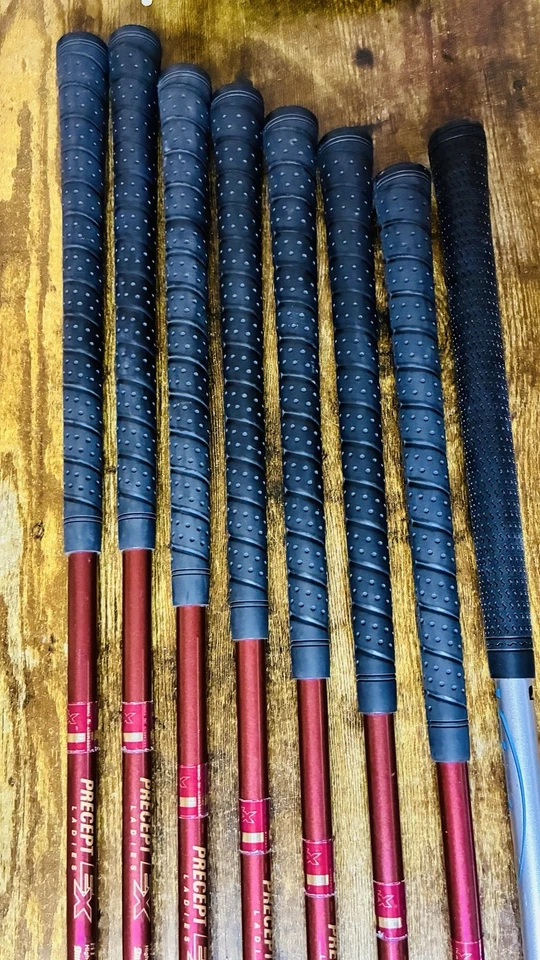 Bridgestone Precept EX Ladies Golf Iron Set 4–PW, SW Graphite L-Flex Right Hand - Image 3 of 4