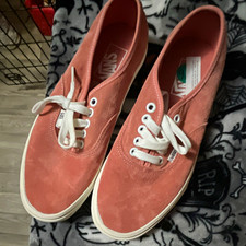 VANS Men s Low Top Lace-Up Sneakers Samon/White Rubber Sole US 7.5