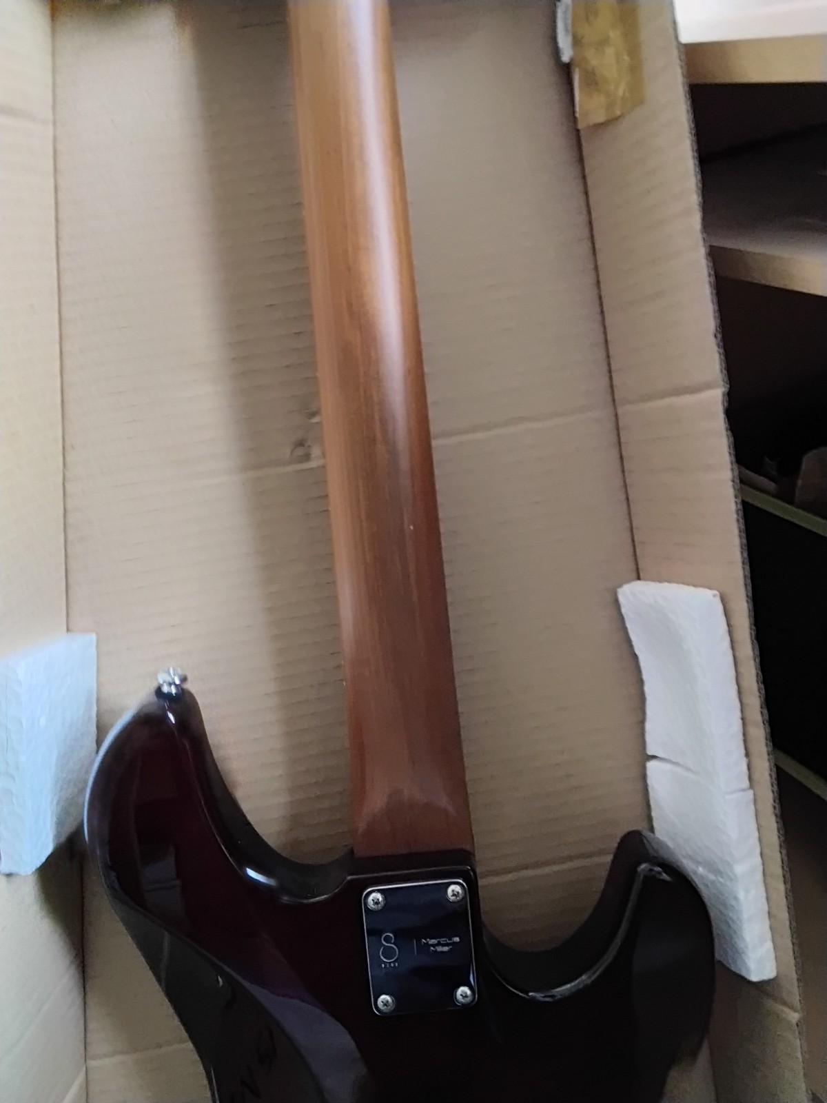 Marcus Miller Electric Bass Guitar 4-String, Solid Body Brown, Maple Fretboard 2