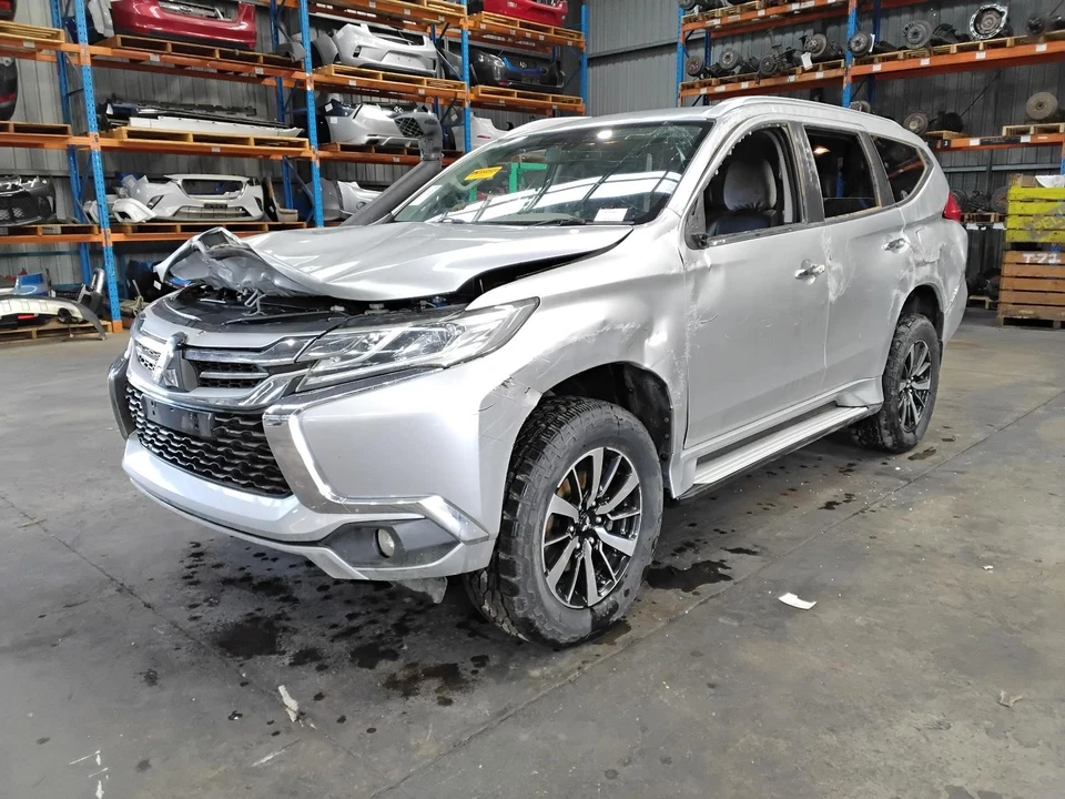 MITSUBISHI PAJERO LEFT REAR WND REG/MOTOR DOOR REG ASSY (REG AND MOTOR), QE, PAJ - image 4 of 4