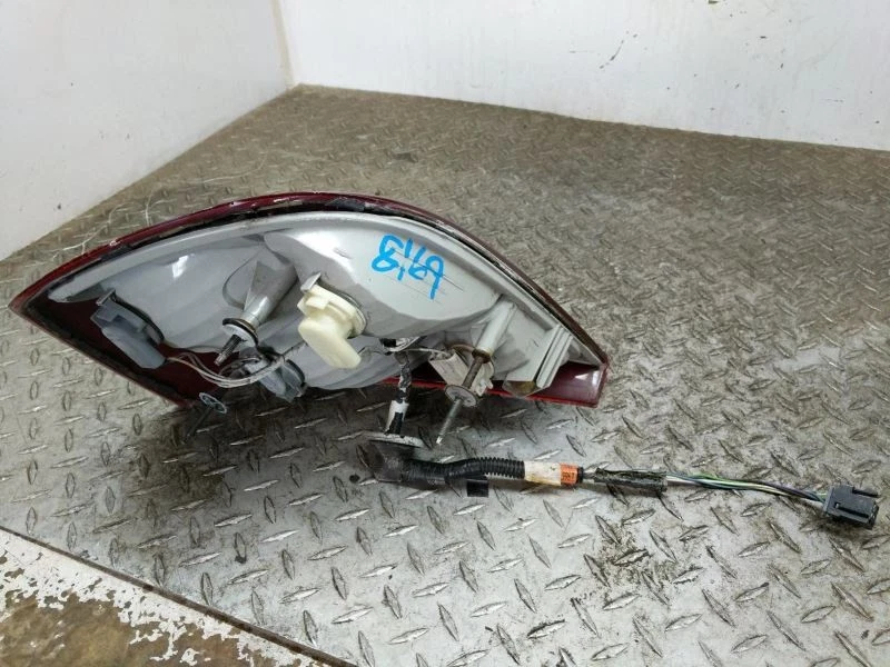 Cuarto de luz trasera de pasajero montado en panel para 01-03 AURORA 704973 Foto 4 de 4