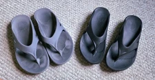 LOT OF 2 OOFOS Original Recovery Sandal Thong Grey Black Flip Flops Women's 9