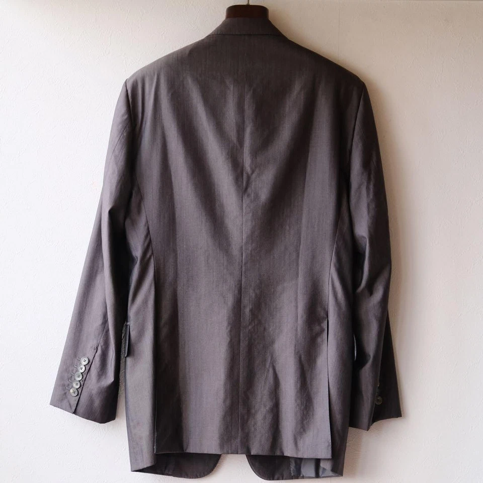 Excellent condition GUCCI wool and silk peaked jacket, charcoal gray, size 48 - Image 4 of 4