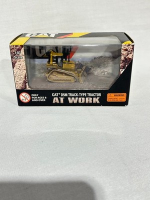 Caterpillar D5M Dozer At Work Series By Norscot 1/87th Scale