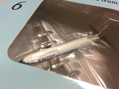 RARE AeroClassics 1:400 United Cargo Douglas DC-6A Cargoliner N37593 - Picture 2 of 5
