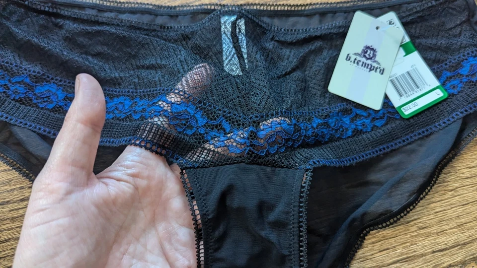 BRAGAS CORTAS B.TEMPT'D WACOAL #945251 ABRAZO ENCAJE NIÑO L 7 CALZONCILLOS NUEVOS CON ETIQUETAS *NUEVOS* Foto 3 de 4