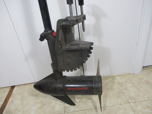 Minn Kota Model 35 12-Volt Boat Trolling Motor 24LB Thrust 4-Speed ~ WORKS GREAT - Picture 4 of 14