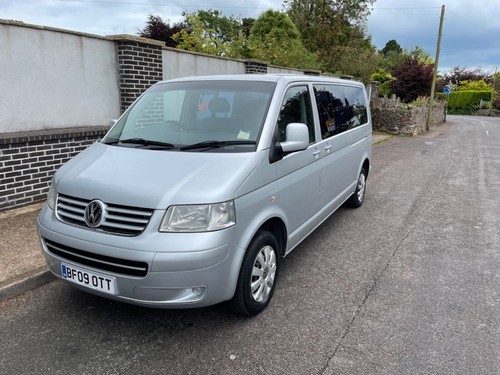 VW Transporter Shuttle 9 Seater LWB 