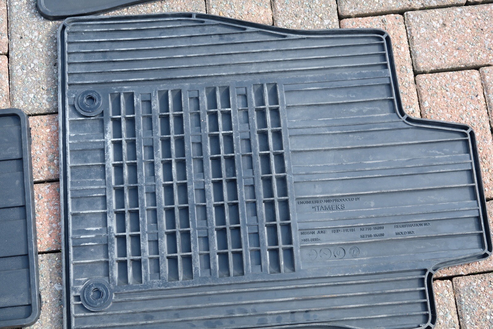 Nissan Juke MY 17/17 Heavy Duty Rubber Floor Mats BLACK eBay