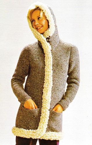 LADIES~HOODED JACKET~LOOP-STITCH EDGING 