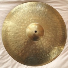 Paiste 20" Signature Series Ride Cymbal Heavy 88 oz.  video 