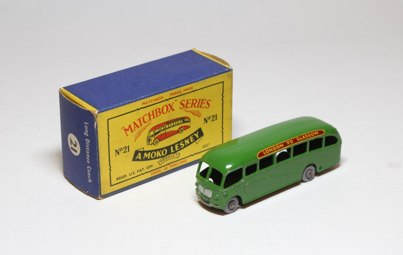 Matchbox 21b, Bedford Coach - Free Price Guide & Review