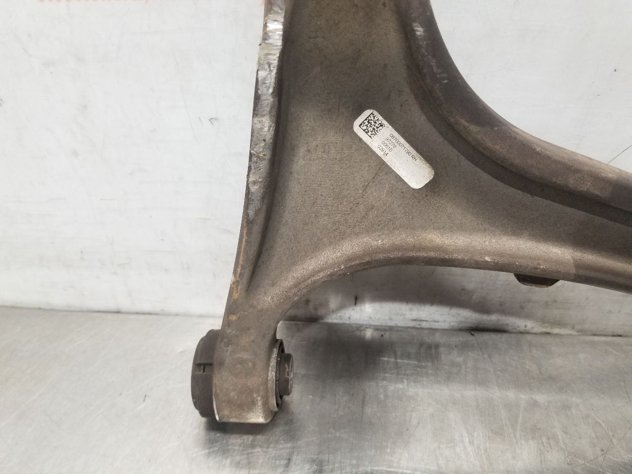 Maserati Ghibli 2014-2014 FRONT+RIGHT+LOWER Control arm