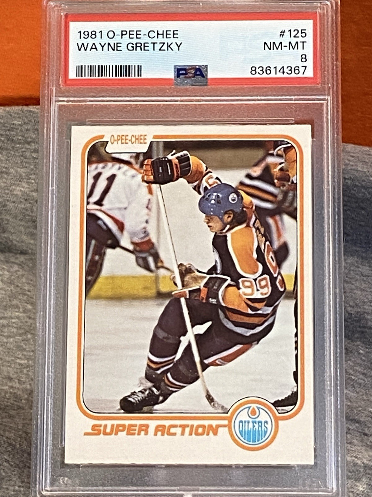 1981-82 OPC Wayne Gretzky #125 Super Action-centered PSA 8!