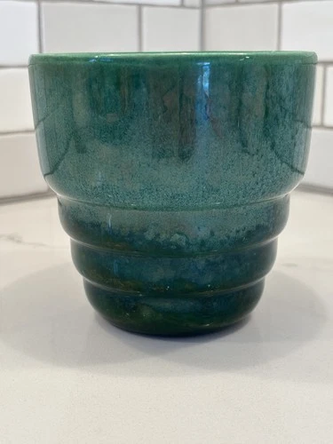 Vintage USA Harper 3789-4 Beehive Pottery Planter Pot Moody Green Glaze Ombré