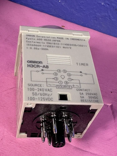 Omron H3CR-A8