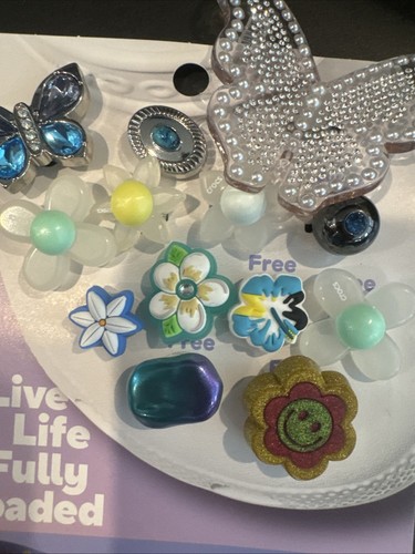 Crocs Jibbitz Charms, 5 Pack Get 3 Free…Uniquely You, Flowers, Gems - Picture 10 of 11