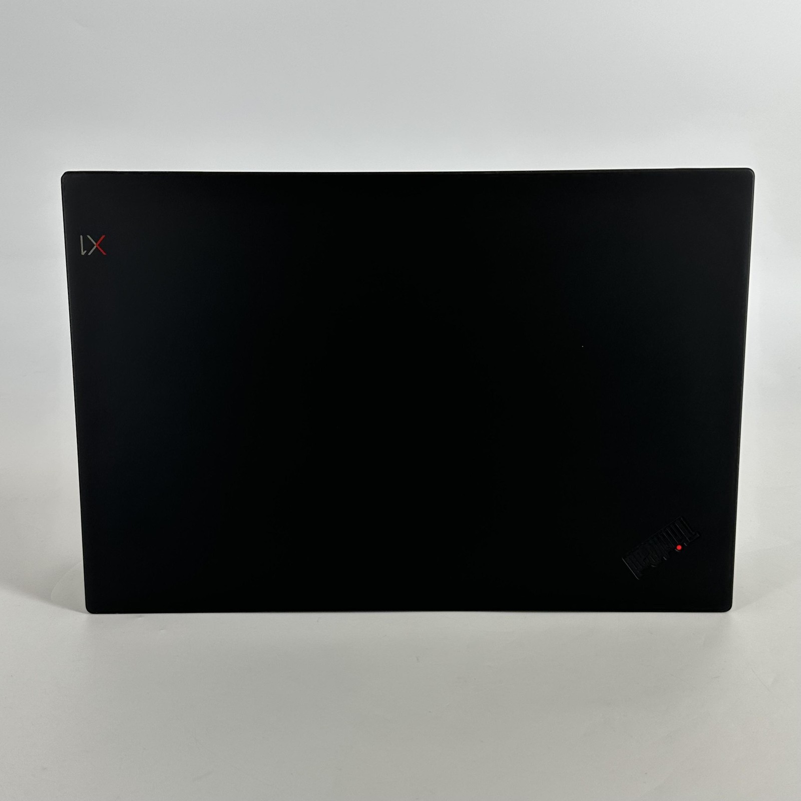 Lenovo ThinkPad X1 Carbon Gen 6 14, 14-Inch Laptop, with Intel Core i7 8th Gen., 256 GB SSD (Solid State Drive), Windows 11 Pro