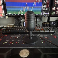 Razer Seiren Mini Wired-USB Freestanding Micr...