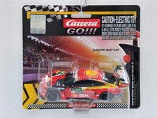 Carrera GO  64224 BMW M4 DTM Sheldon van der Linde, 31 1:43 Slot Car