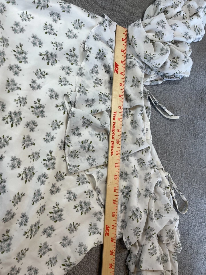 LUCCA Top Womens Small S Long Sleeve White Blouse Floral - Imagem 3 de 4