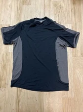 Smartwool Men's Merino Wool Blend Short Sleeve Shirt Has A Side Pocket Sz L