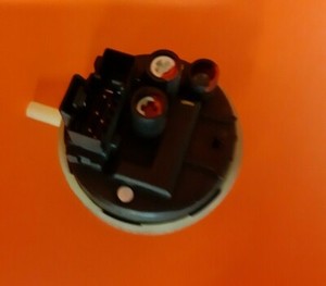 Waschmaschine INDESIT IWB111 UK Druckschalter