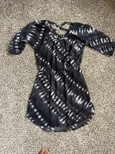 express medium dress