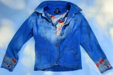 Denim Co Jean Jacket Floral Design Lined Embroidered Wrists Women's Size Small