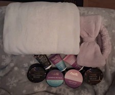 "Nanette Lepore" 9 Pc Ultimate Bath  Body Collection, New Without Box, See Desc