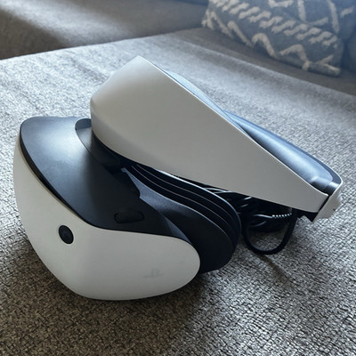 Sony PlayStation VR2 PSVR2 Headset + Sense Controllers USB-C