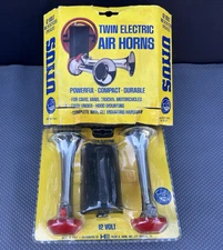 Vintage Unus Twin Electric Air Horns For Car / Boat 12 V - Made Italy -Sealed